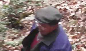 瑞典情色.75树林里野生的3-性的免费的审判